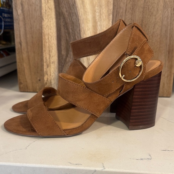 Tommy Hilfiger Women's Tan Strap Sandals - Picture 2 of 6